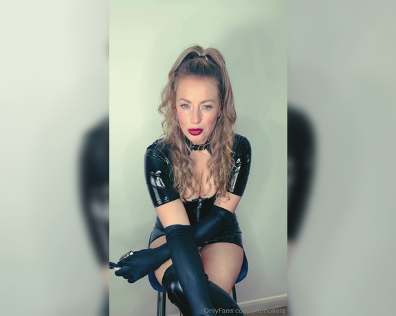 Brianna Olivia aka bribriolivia - 03-01-2024 OnlyFans Video - A Smoke break in my shiny PVC