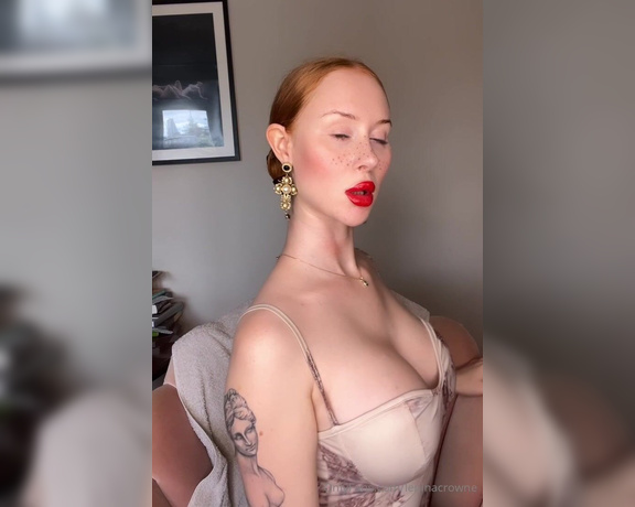 Lenina Crowne aka leninacrowne - 06-18-2024 OnlyFans Video - you wont be able to look away