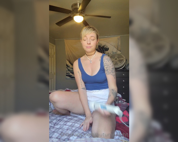 Autumn aka autumnnight - 06-16-2021 OnlyFans Video - Some Hitachi fun