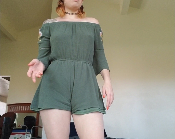 Autumn aka autumnnight - 04-08-2020 OnlyFans Video - Update and showing off my cute outfit