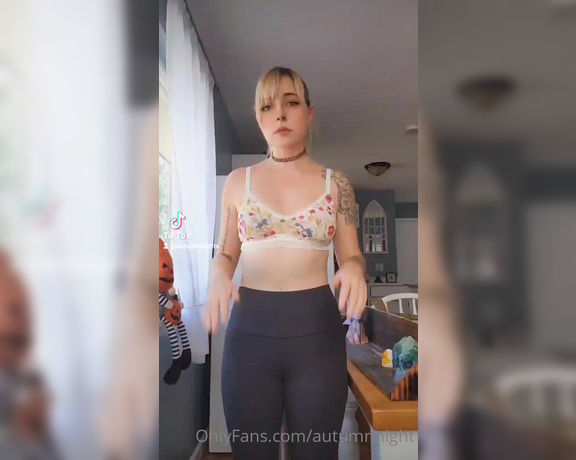 Autumn aka autumnnight - 09-10-2021 OnlyFans Video - This trend but make it spicy