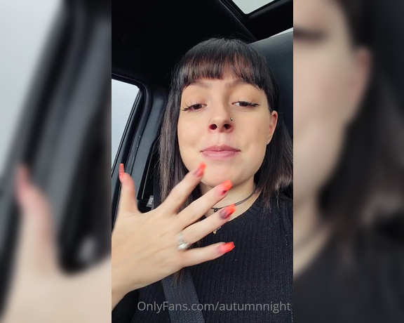 Autumn aka autumnnight - 09-30-2022 OnlyFans Video - This is for whoever send  to get my nails done Tysm