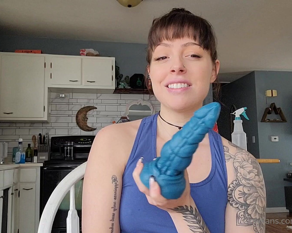 Autumn aka autumnnight - 01-19-2023 OnlyFans Video - First time using a bad dragon dildo