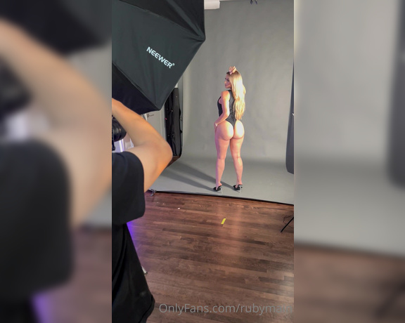 Ruby Main aka rubymain - 08-27-2023 OnlyFans Video - Que me hubieras hecho si me hubieras tenido asi en un estudio tu y yo solitos