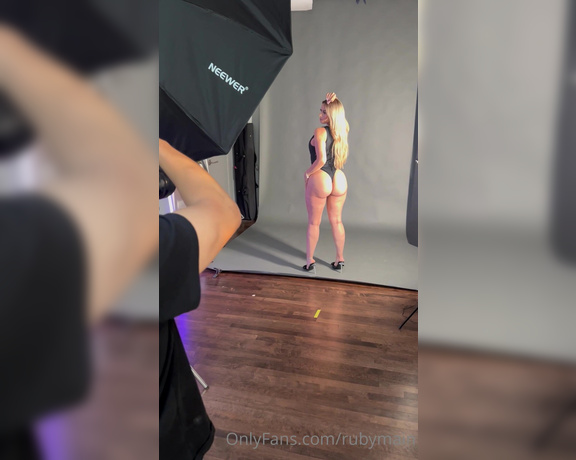 Ruby Main aka rubymain - 08-27-2023 OnlyFans Video - Que me hubieras hecho si me hubieras tenido asi en un estudio tu y yo solitos