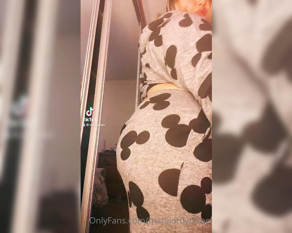 Marli Grace aka marligracevip - 02-14-2021 OnlyFans Video - My new tik tok _ marlijordyn