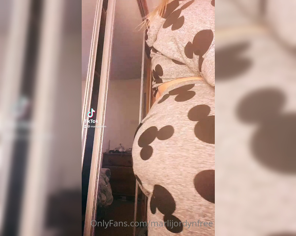 Marli Grace aka marligracevip - 02-15-2021 OnlyFans Video - Shaking my asssss