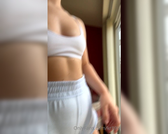 Katy Robertson aka kr899 - 08-17-2022 OnlyFans Video - Guess where Im off