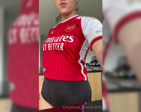 Katy Robertson aka kr899 - 08-28-2023 OnlyFans Video - Horny arsenal girl If arsenal win this week Im doing it up the arsenal  Tip