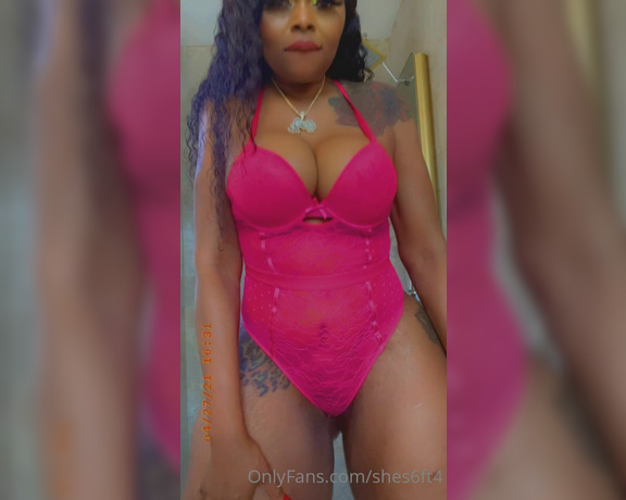 Shes6ft4 aka shes6ft4 - 05-02-2021 OnlyFans Video - Hey baby_s993