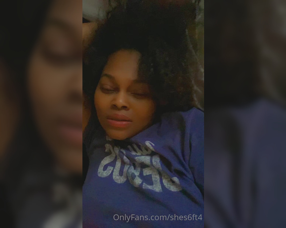 Shes6ft4 aka shes6ft4 - 06-21-2021 OnlyFans Video - A chill day_gjry