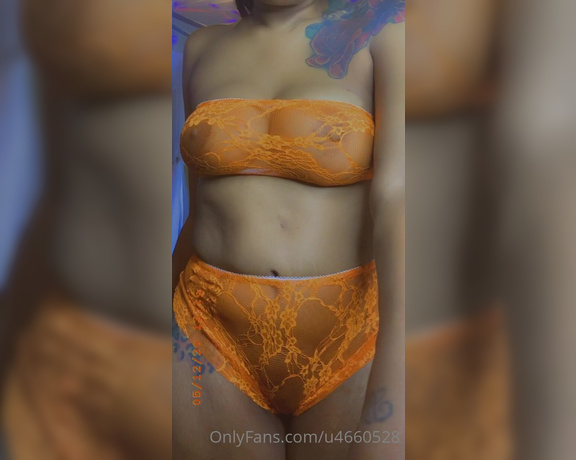 Shes6ft4 aka shes6ft4 - 05-12-2020 OnlyFans Video - Do you like orange lace