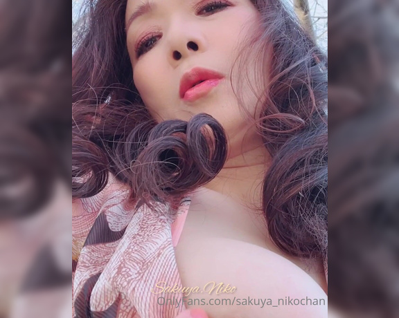 Sakuya Niko aka sakuya_nikochan - 03-10-2022 OnlyFans Video - Preview videoMaybe its my habit, but I always want to spread my legs outdoors to the