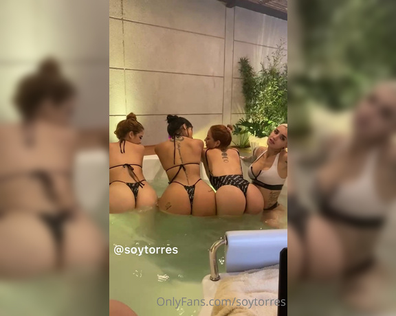 Aleja Torres aka soytorres - 07-02-2021 OnlyFans Video - starting the orgy with my friends  dulcemariaa anastaxiatv agataruiz4 Empezando la orgia con mis amigas