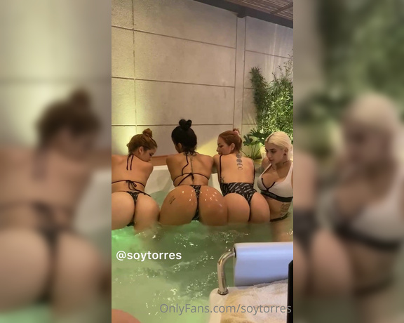 Aleja Torres aka soytorres - 07-02-2021 OnlyFans Video - starting the orgy with my friends  dulcemariaa anastaxiatv agataruiz4 Empezando la orgia con mis amigas