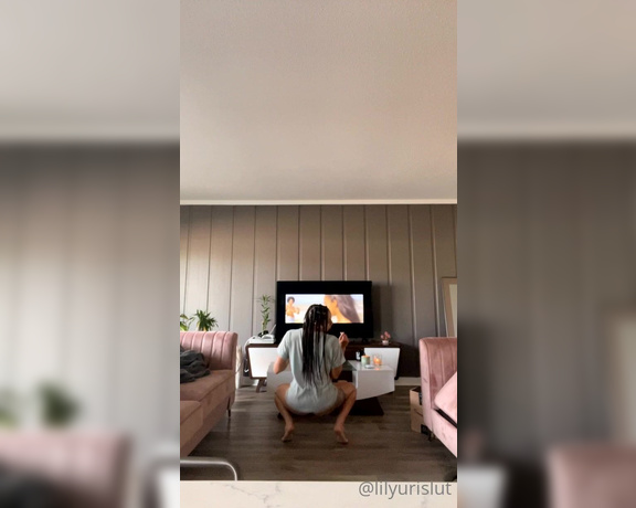 Spiced Ice Baby VIP aka spicedicebabyvip - 10-10-2021 OnlyFans Video - Naked twerking