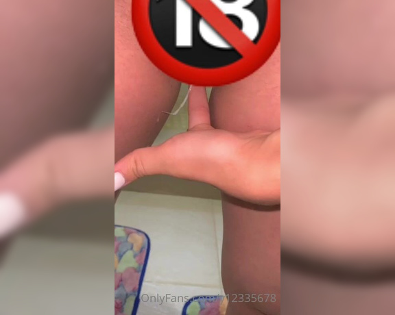 Yeimy Mejia aka yeimyyudith11 - 05-27-2021 OnlyFans Video - Un poco de lechita