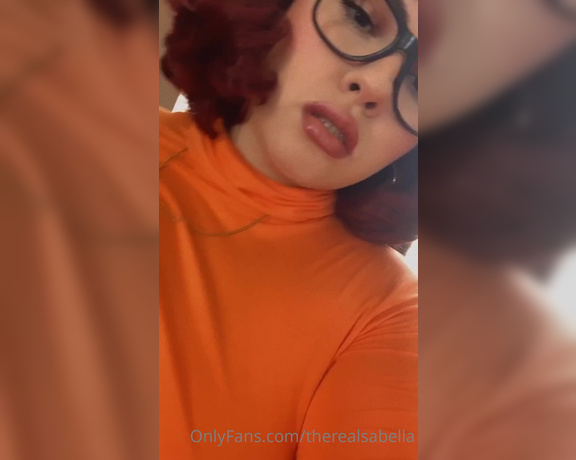 Bella Mkay aka thebellamkay - 10-31-2020 OnlyFans Video - Resending the naughty Velma 15min video  last chance to see it