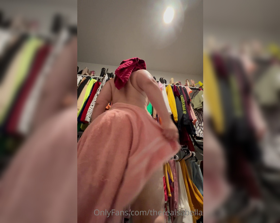 Bella Mkay aka thebellamkay - 12-26-2022 OnlyFans Video - How do I manage to clap this heavy ass I guess well never know