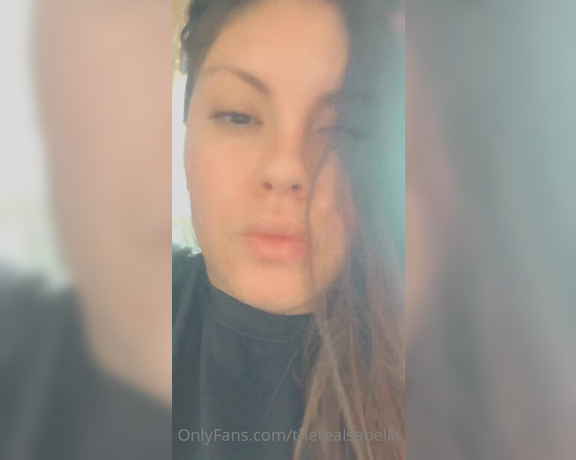 Bella Mkay aka thebellamkay - 04-29-2020 OnlyFans Video - My phone is running slow so Im now on my laptop uploading the video to send