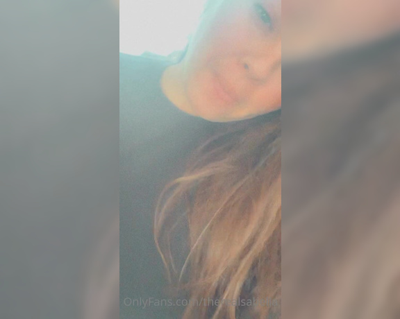 Bella Mkay aka thebellamkay - 04-29-2020 OnlyFans Video - My phone is running slow so Im now on my laptop uploading the video to send