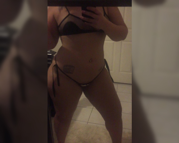 Bella Mkay aka thebellamkay - 01-30-2017 OnlyFans Video - Tiny panties