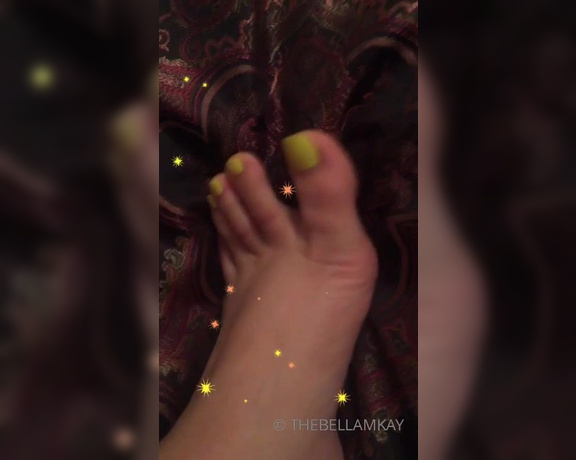 Bella Mkay aka thebellamkay - 09-23-2019 OnlyFans Video - Who wants to cum on these pretty feet