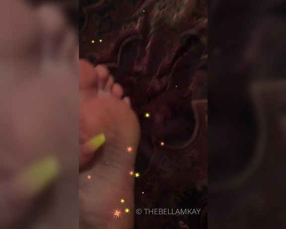 Bella Mkay aka thebellamkay - 09-23-2019 OnlyFans Video - Who wants to cum on these pretty feet