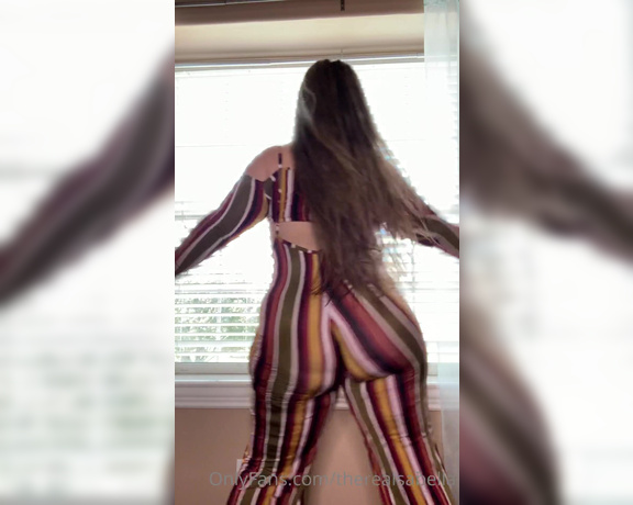 Bella Mkay aka thebellamkay - 08-15-2020 OnlyFans Video - its been a while since I posted a full twerk video  still sending out a