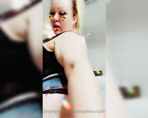 Bunny Delacruz aka bunnydelacruz69 - 06-02-2021 OnlyFans Video - I had a good night doing some custom videos and cumming with some of you