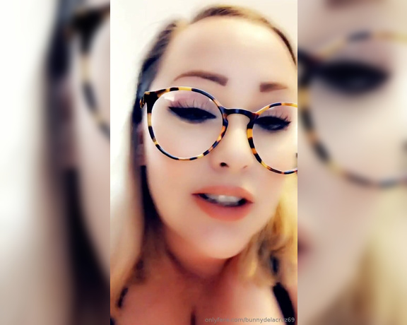 Bunny Delacruz aka bunnydelacruz69 - 05-03-2019 OnlyFans Video - Wanna play