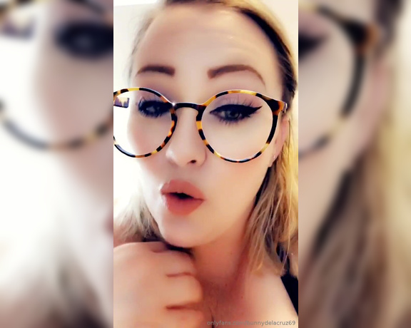 Bunny Delacruz aka bunnydelacruz69 - 05-03-2019 OnlyFans Video - Wanna play