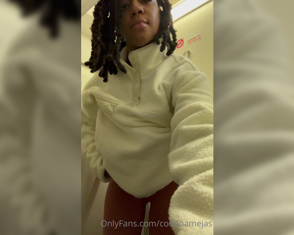 Codename Jas aka codenamejas - 11-29-2022 OnlyFans Video - Mile High Club Anyone  Swipe to watch some slutty videos of me during my trip