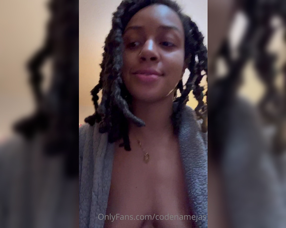 Codename Jas aka codenamejas - 03-06-2023 OnlyFans Video - Todays Theme The nudes I send to hubby lol my husband hates it when I break