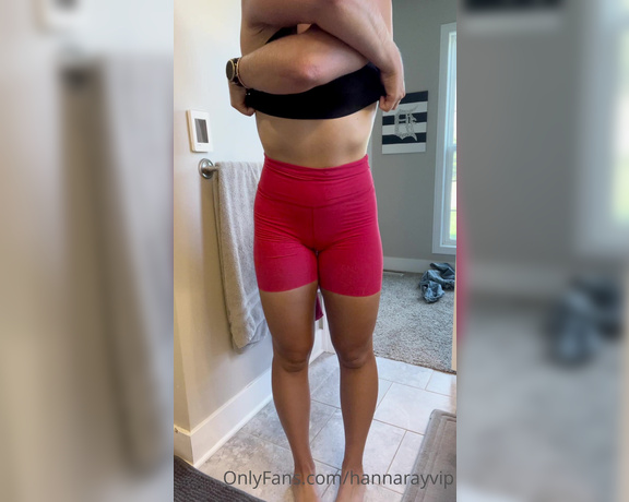 Hanna Ray aka hannarayvip - 08-26-2022 OnlyFans Video - The best part of running, is stripping your sweaty clothes off when youre done