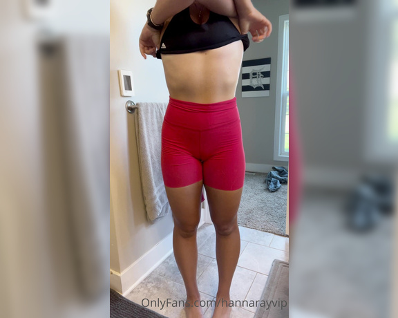 Hanna Ray aka hannarayvip - 08-26-2022 OnlyFans Video - The best part of running, is stripping your sweaty clothes off when youre done