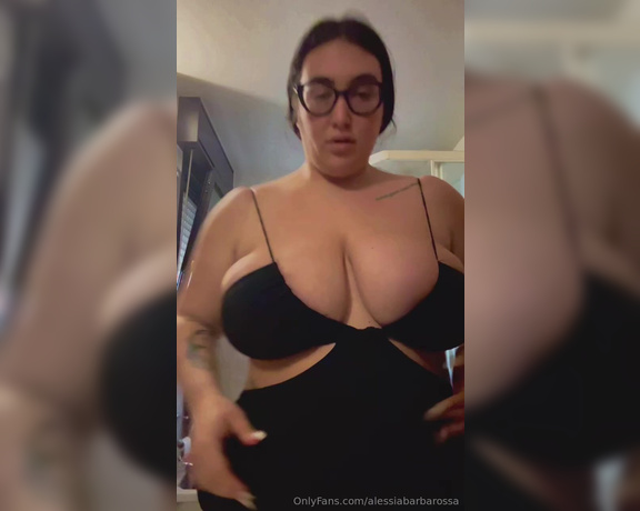 Alessia Barbarossa aka alessiabarbarossa - 04-24-2024 OnlyFans Video - Ma la fine di questo video