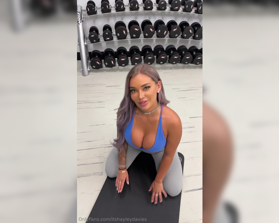 Hayley Davies aka itshayleydavies - 03-28-2024 OnlyFans Video - I need a workout partner, would you join