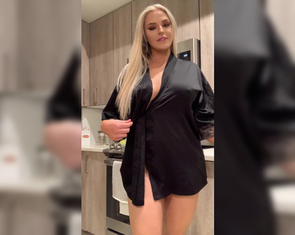 Kendra Karter aka kendrakarter - 11-25-2019 OnlyFans Video - Whos ready for tonights vid Best tipper on this post gets something special