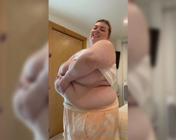 BBW Chloe aka bbwchloe - 05-17-2022 OnlyFans Video - A hungry hog