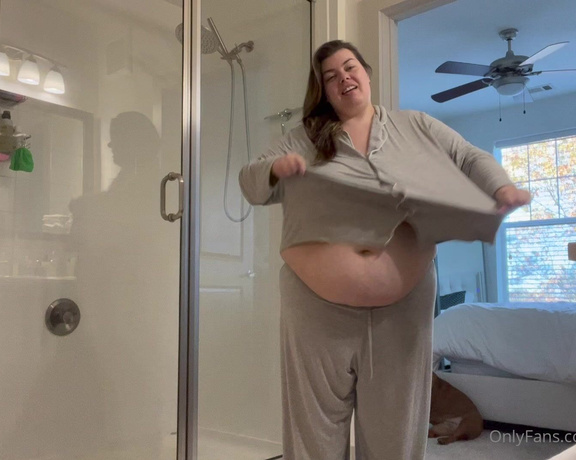 BBW Chloe aka bbwchloe - 11-26-2022 OnlyFans Video - I got 1 million requests to do a before and after weigh in on thanksgiving