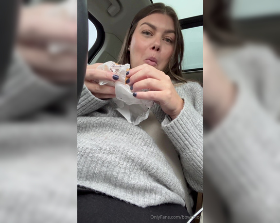 BBW Chloe aka bbwchloe - 09-26-2024 OnlyFans Video - What it looks like when Im having a mid day snack in my car, parked somewhere