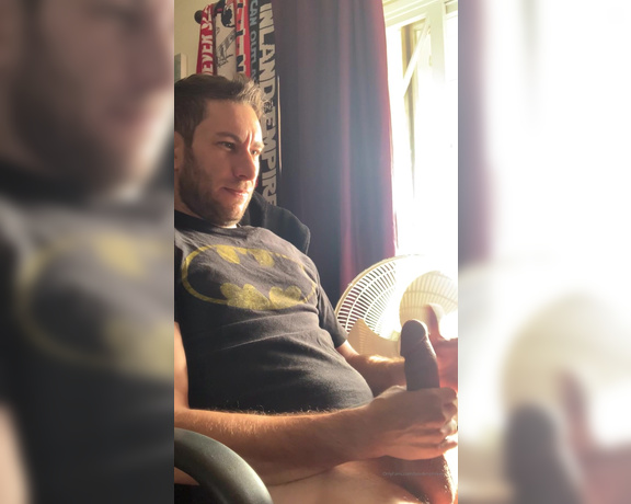 Brad Knight aka bradknightxxx - 12-10-2019 OnlyFans Video - I came on the shirt DM me and you can have it