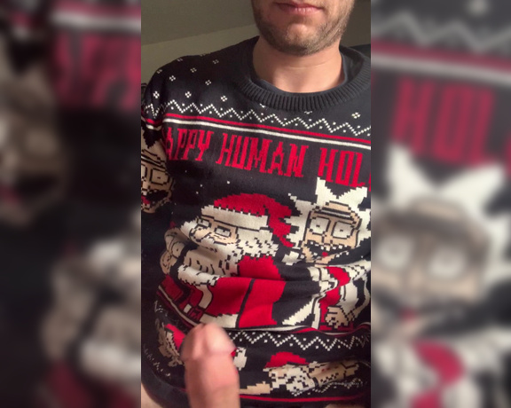 Brad Knight aka bradknightxxx - 12-18-2019 OnlyFans Video - 1 week till Christmas Loving my Christmas sweater