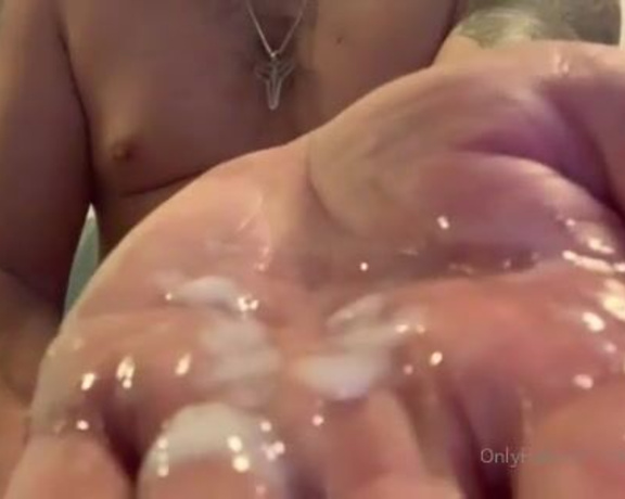 Brad Knight aka bradknightxxx - 11-18-2020 OnlyFans Video - Trying something new I blow my massive load right in my palm, give you an up