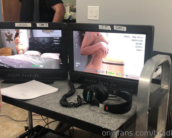 Brad Knight aka bradknightxxx - 05-17-2019 OnlyFans Video - BTS set life