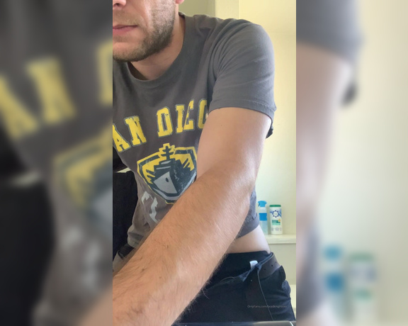 Brad Knight aka bradknightxxx - 11-05-2019 OnlyFans Video - I was so fucking horny after the shoot had to get one off