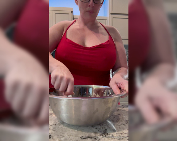 Withstand aka withstand - 03-18-2024 OnlyFans Video - Need some milk with the cookies Im making