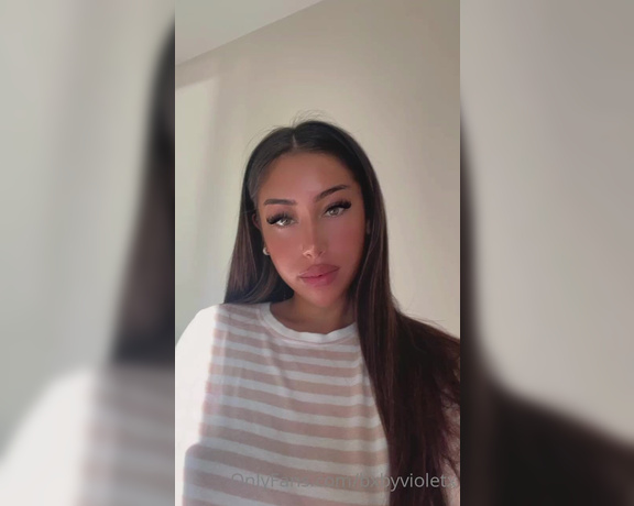 Bxbyvioletx aka bxbyvioletx - 11-07-2022 OnlyFans Video - What am I hiding underneath my cute pjs this morning