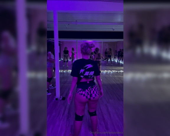 Bxbyvioletx aka bxbyvioletx - 09-06-2023 OnlyFans Video - Went to a twerk class last night  Omg I had the time of my life